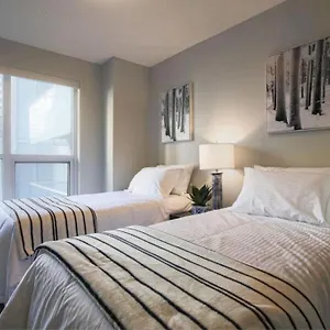  Apartment Luxury 2 & 3 Bedroom Downtown