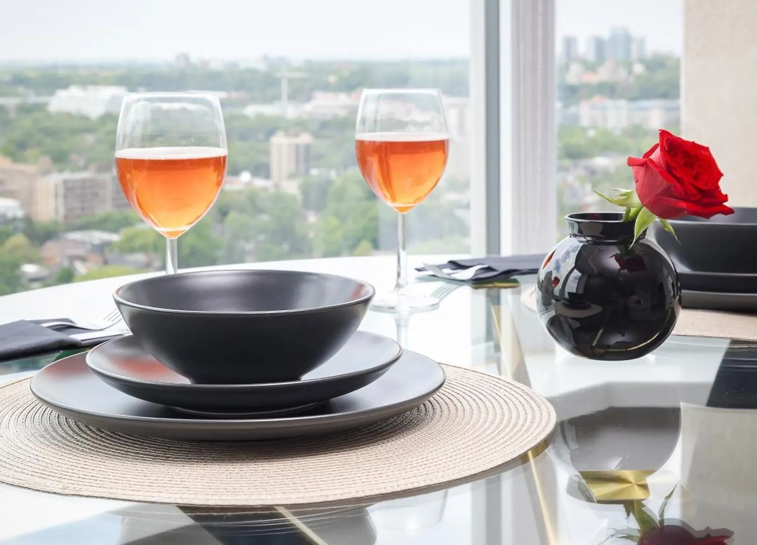 Luxury 2-Bedroom Apartment In Yorkville With The Best City View In Downtown Toronto 0*,  Canada