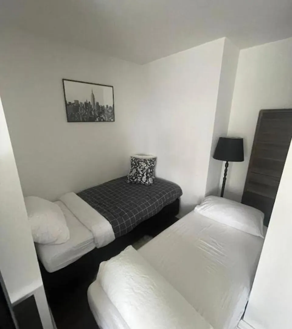 Luxury 2-Bedroom Apartment In Yorkville With The Best City View In Downtown Toronto
